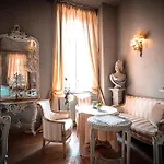 Le Domaine Du Chateau Blanc A 10 Minutes De Pairi Daiza