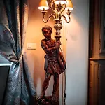 Le Domaine Du Chateau Blanc A 10 Minutes De Pairi Daiza 3*