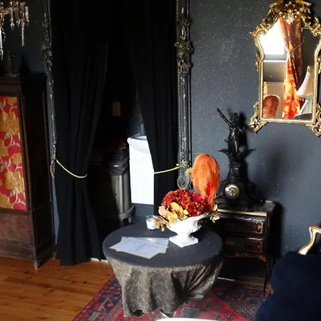 Bed & Breakfast Le Domaine Du Chateau Blanc A 10 Minutes De Pairi Daiza Jurbise