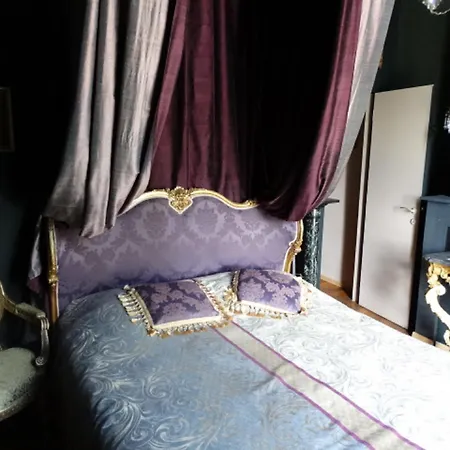 Le Domaine Du Chateau Blanc A 10 Minutes De Pairi Daiza Bed & Breakfast *
