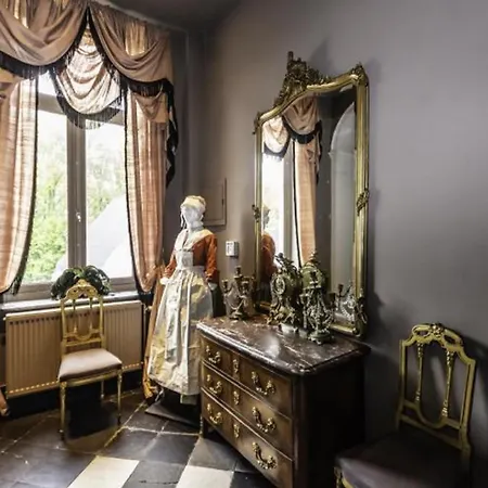 Bed & Breakfast Le Domaine Du Chateau Blanc A 10 Minutes De Pairi Daiza *