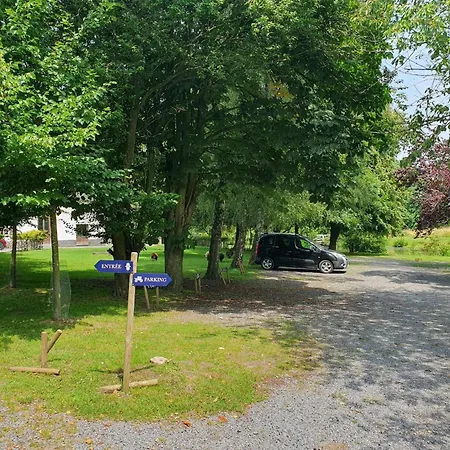 Le Domaine Du Chateau Blanc A 10 Minutes De Pairi Daiza Bed & Breakfast Jurbise