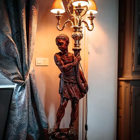 Couette-café Le Domaine Du Château Blanc à 10 Minutes De Pairi Daiza