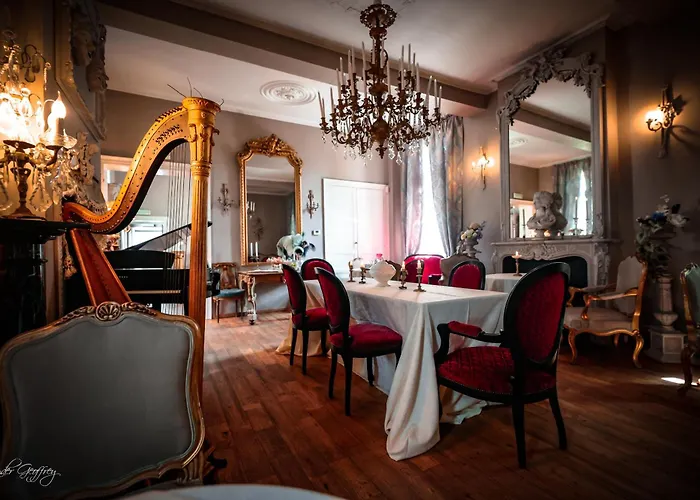 Bed & Breakfast Le Domaine Du Chateau Blanc A 10 Minutes De Pairi Daiza Jurbise