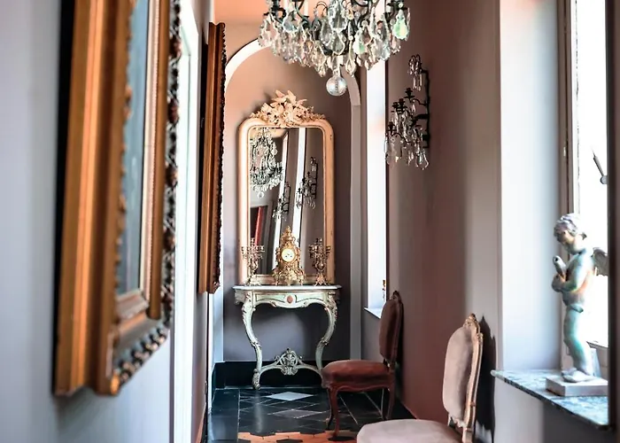 Le Domaine Du Chateau Blanc A 10 Minutes De Pairi Daiza